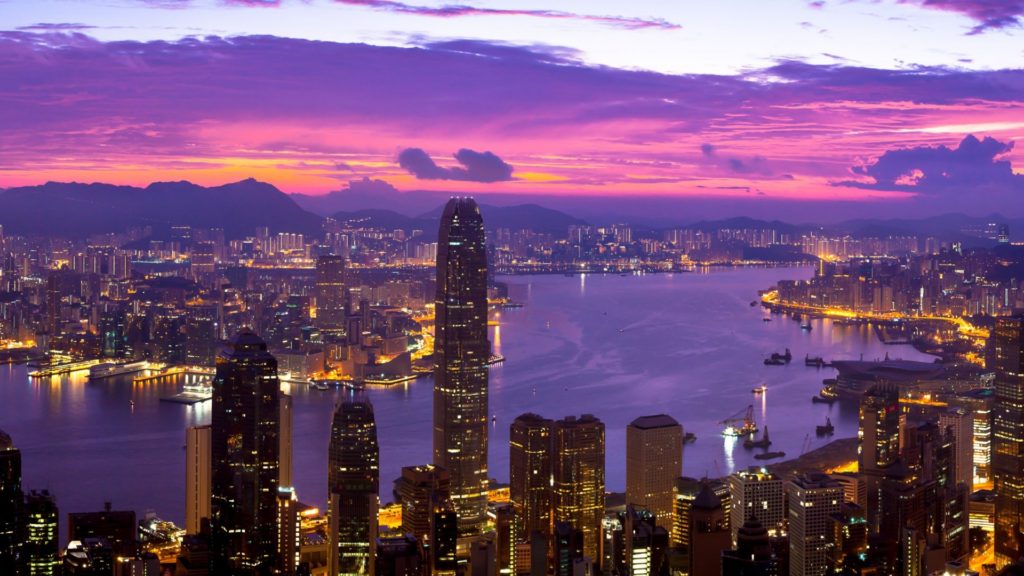 Hong Kong y Singapur firman el primer acuerdo de “viajes burbuja” del mundo
