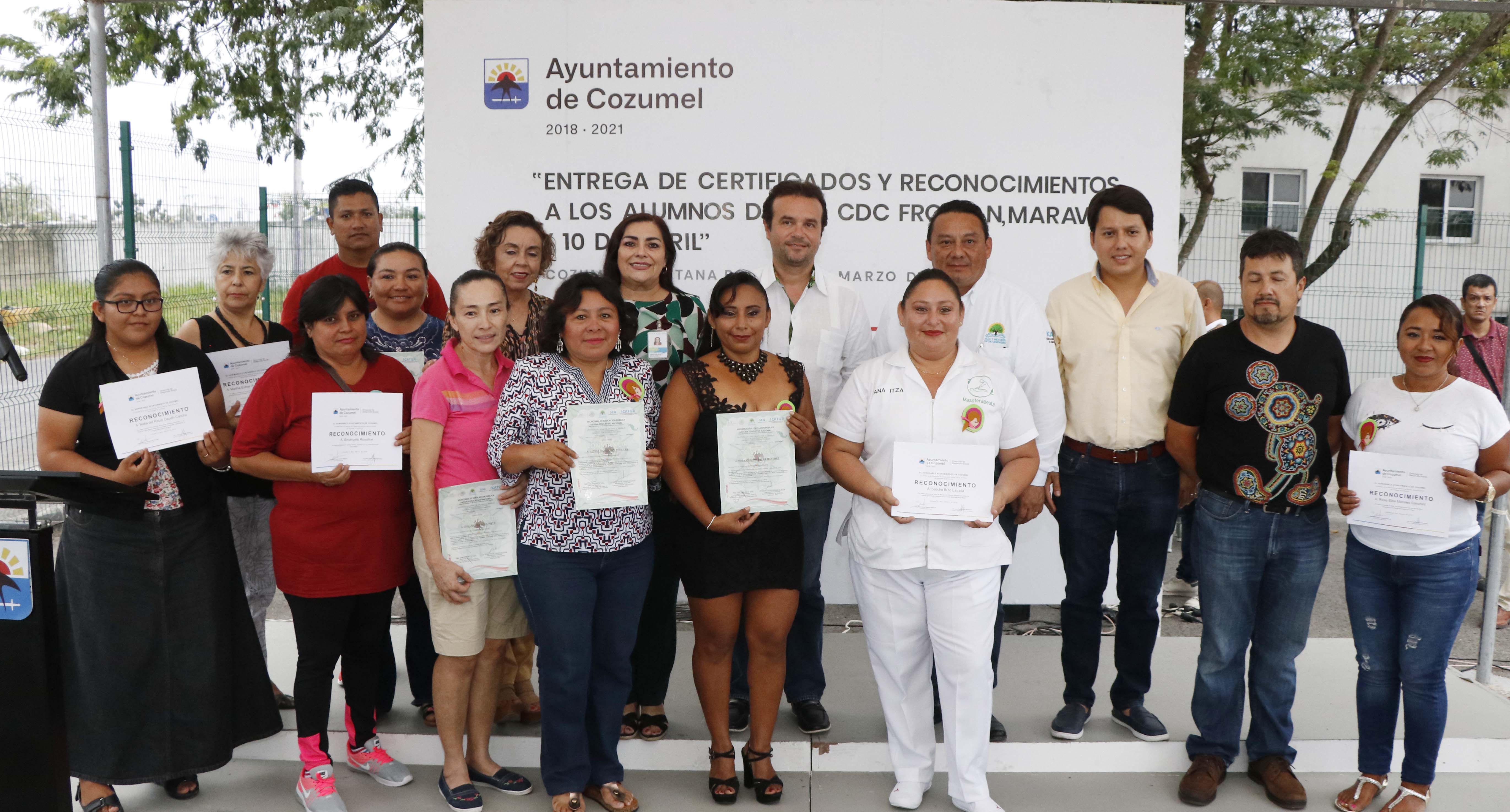 Rinde frutos convenio entre el Ayuntamiento de Cozumel y el Icatqr -  Revista Gente Quintana Roo