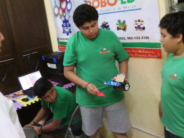 Estudiantes de robótica de Othón P. Blanco participarán en el concurso “MakeX Cityguardian” en CDMX