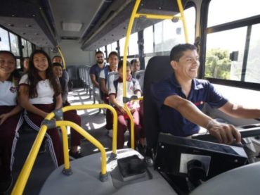 Iniciaron unidades de transporte público en Isla Mujeres