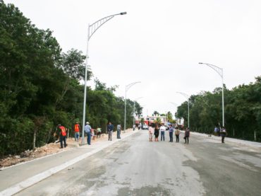 Con obras de infraestructura vial, se garantiza mayor seguridad para las familias y estudiantes de Cozumel