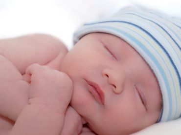 El “bebé milagro” que nació gracias al trasplante de útero de una donante muerta