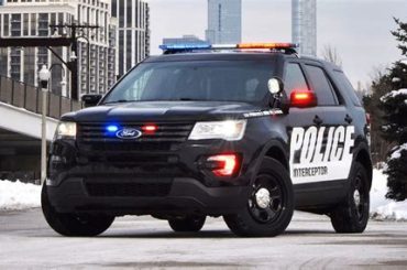 Los coches de policía de Ford tienen software con “modo coronavirus”: ponen la calefacción a tope para “asarlo”