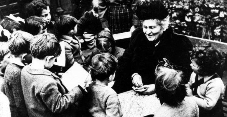 María Montessori: Nunca ayudes a un niño si realiza una tarea en la que siente que puede tener éxito