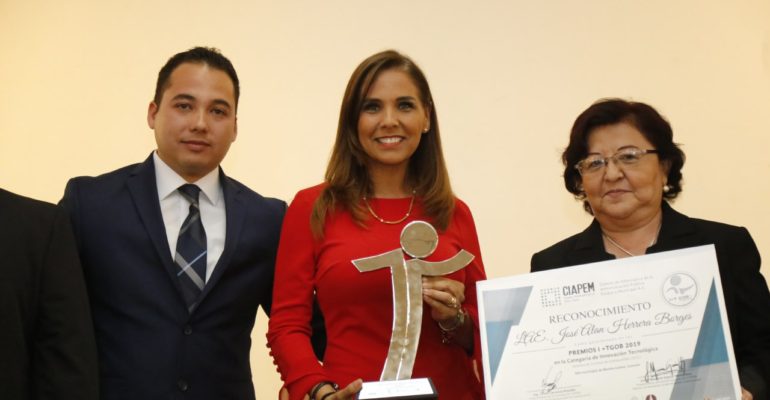 Cancún logra premios a niveles estatal, nacional e internacional