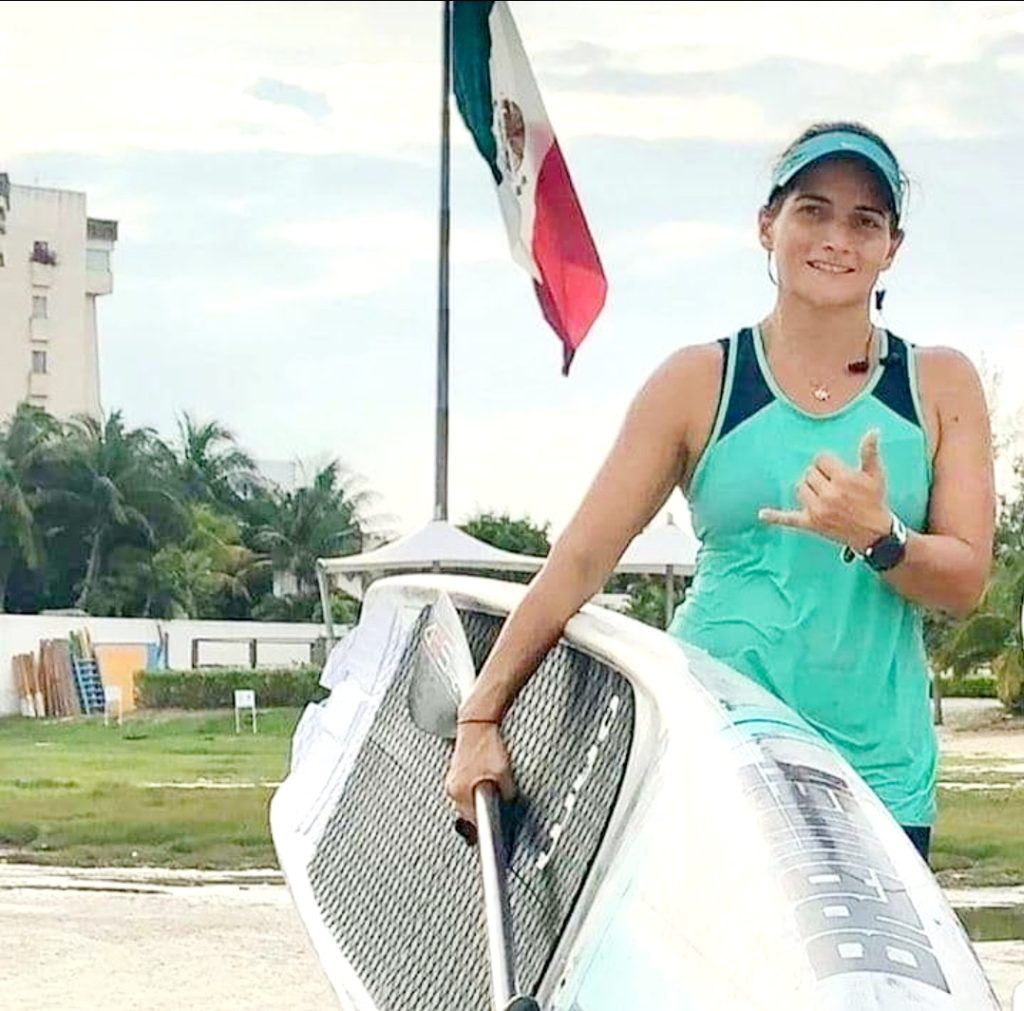 Surfista quintanarroense Mariana Carrasco, propuesta para el Premio Nacional del Deporte