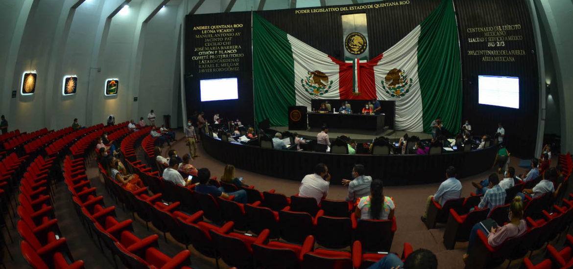 Exhorta Congreso a garantizar abasto de medicamentos para personas con VIH