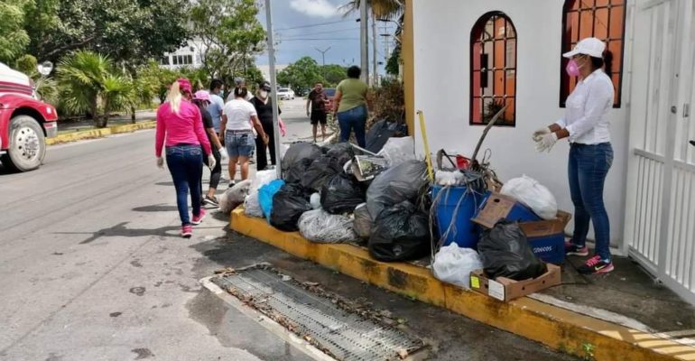 Gobierno y sociedad trabajan en recuperación de Cancún