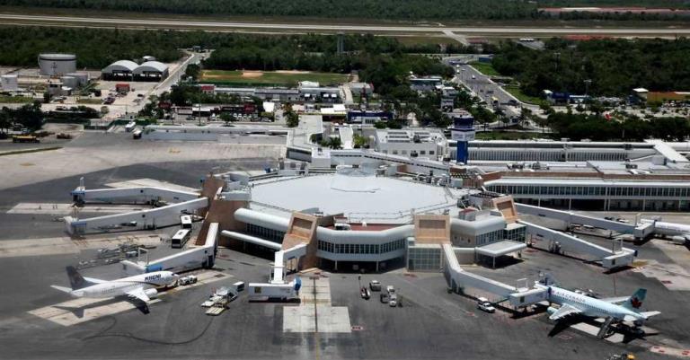 Aeropuerto Internacional de Cancún opera al 100%