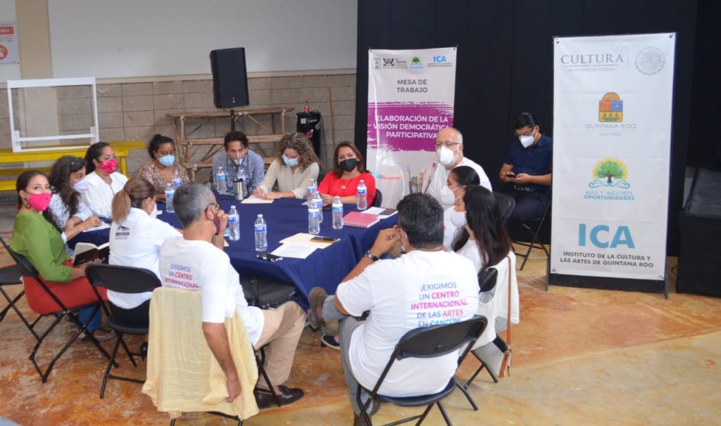 Realizan mesas de trabajo cultural en Cancún