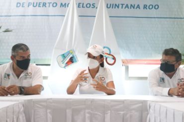 Anuncia Laura Fernández programa emergente de servicio públicos en Puerto Morelos