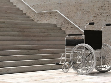 El entorno obstaculiza a personas con discapacidad