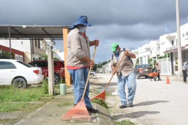 Mejoran imagen urbana de Puerto Morelos