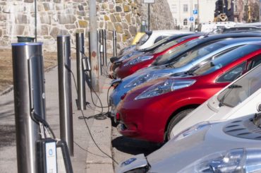 Noruega, primer país en el mundo donde la adquisición de autos eléctricos supera a la del resto de vehículos nuevos