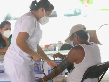 Concretan alianza para organizar Brigada de Salud en Pto. Morelos